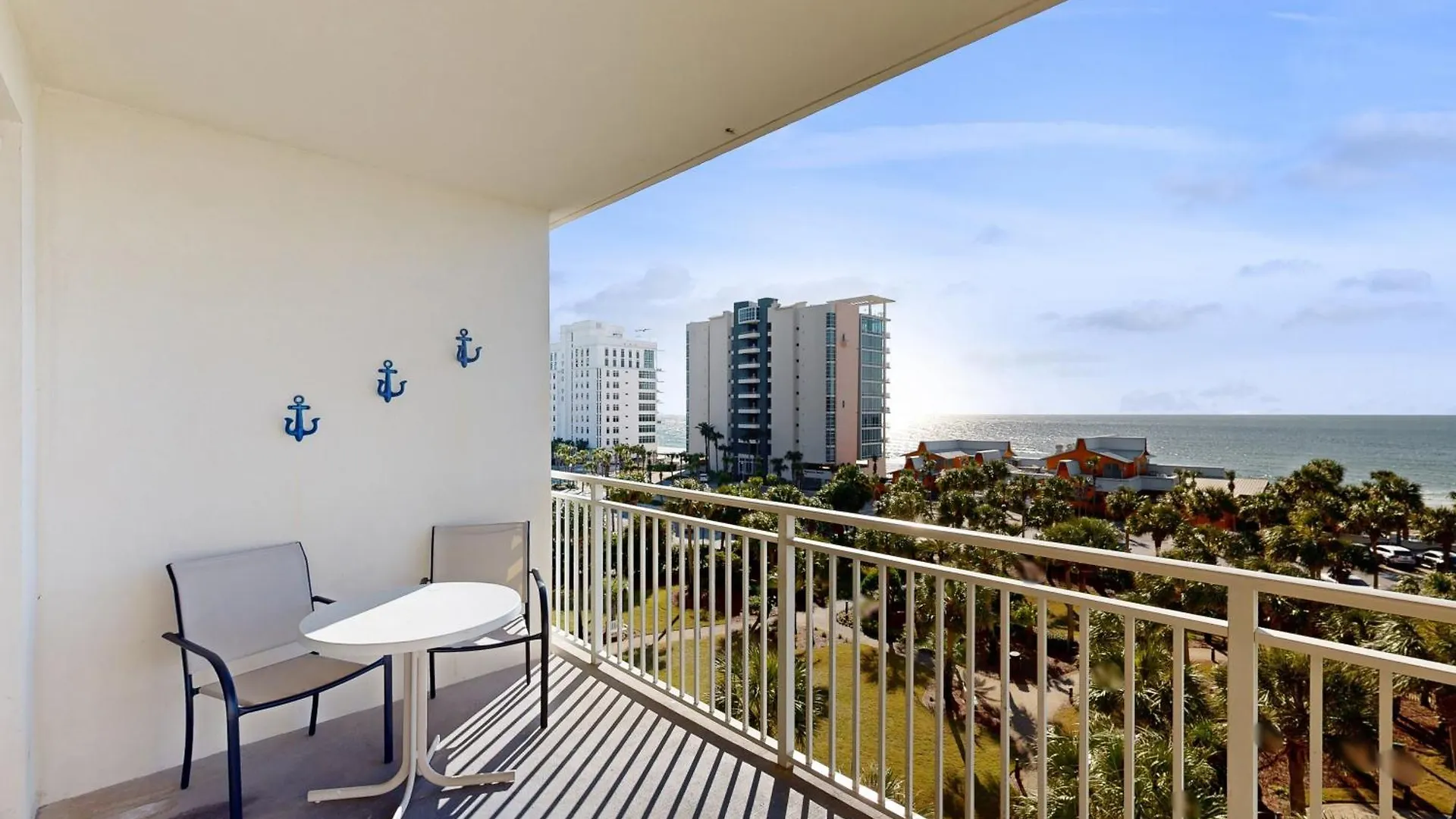 דירות Sterling Shores 510 דסטין